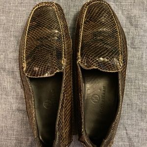 Cole Hann men’s snake skin leather loafers
